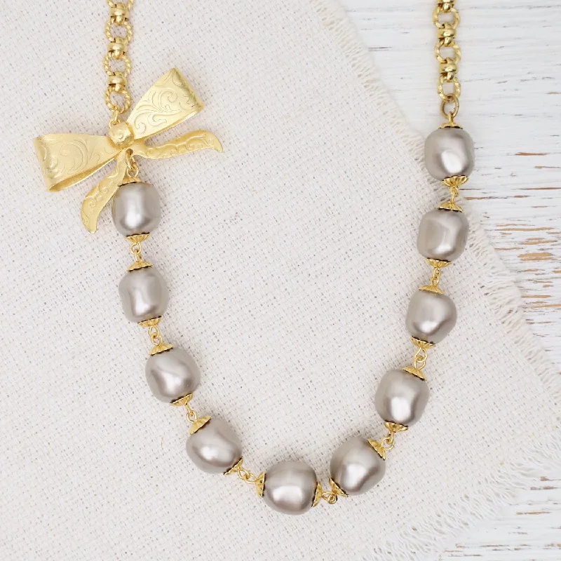 Beautiful Pearl Chain Necklaces For Bridal Jewelry-Grey Glass Pearl and Bow Necklace