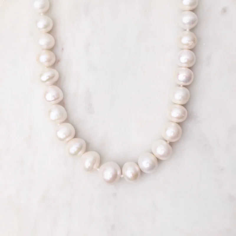 Custom Heart Shape Necklaces For Girlfriend Gifts-White Pearl Necklace