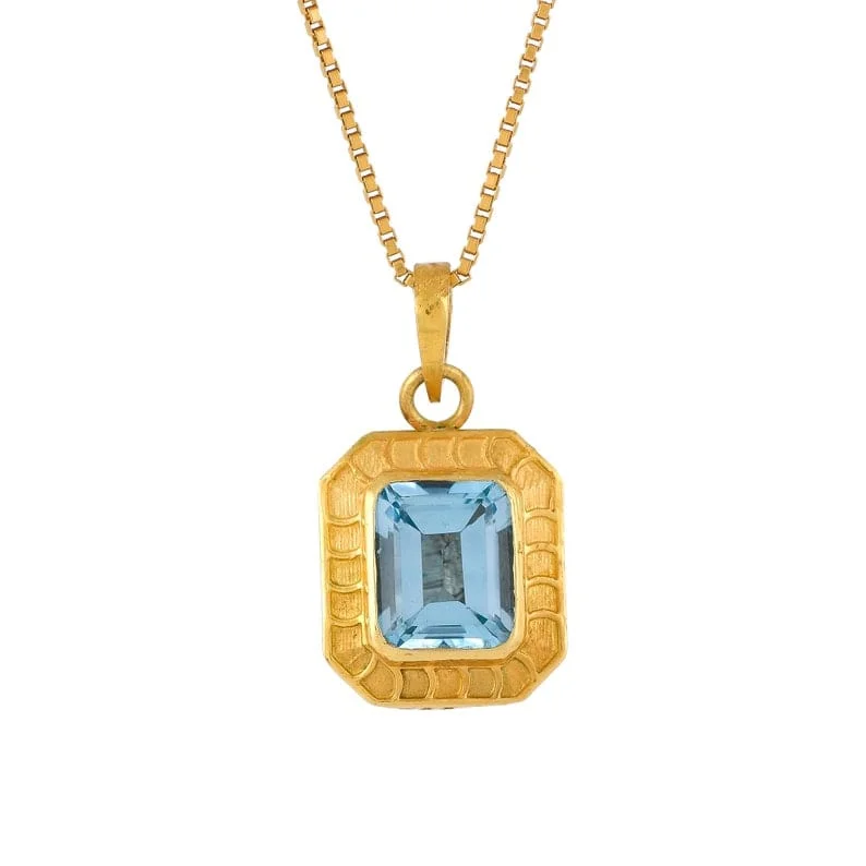 Layered Gold Bar Necklaces For Bold Style-Topaz Pendant Necklace