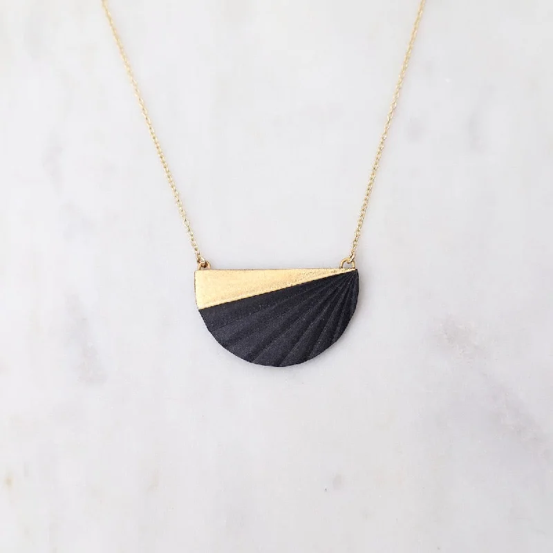 Simple Pearl Necklaces For Everyday Wear-Black Chiton Necklace Wide