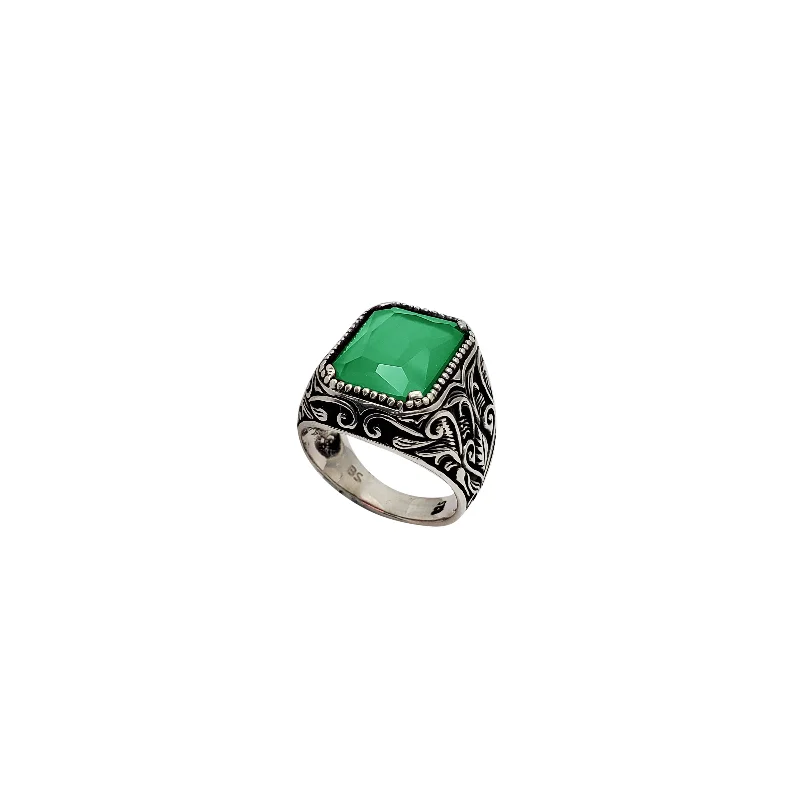 Stunning Birthstone Rings For Weddings-Antique-Finish Green Stone Men Ring (Silver)