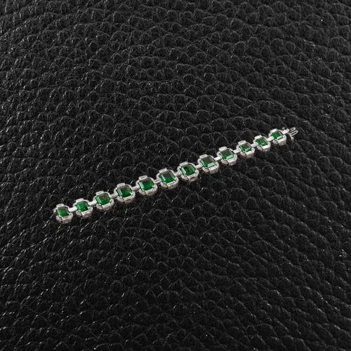 Bracelets With Fashionable Details-Emerald & Diamond Bracelet