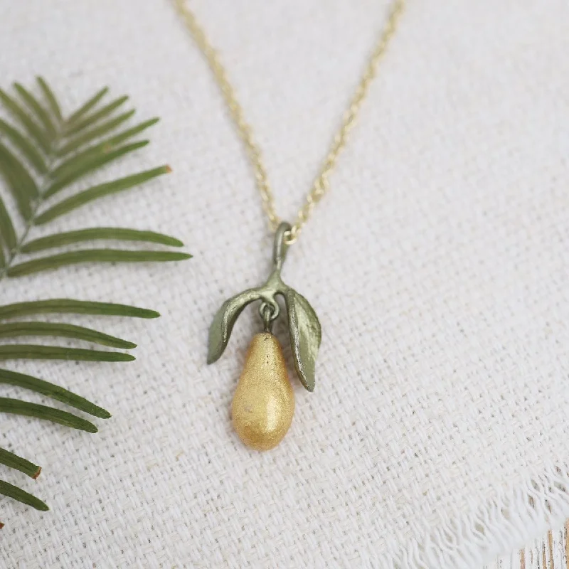 Layered Necklaces For Trendy Style-Golden Pear Pendant Necklace