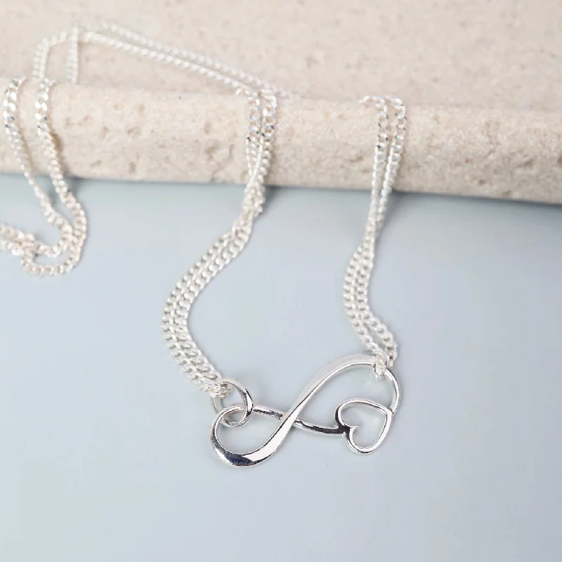 Vintage Style Necklaces For Retro Looks-Infinity & Heart Pendant Necklace